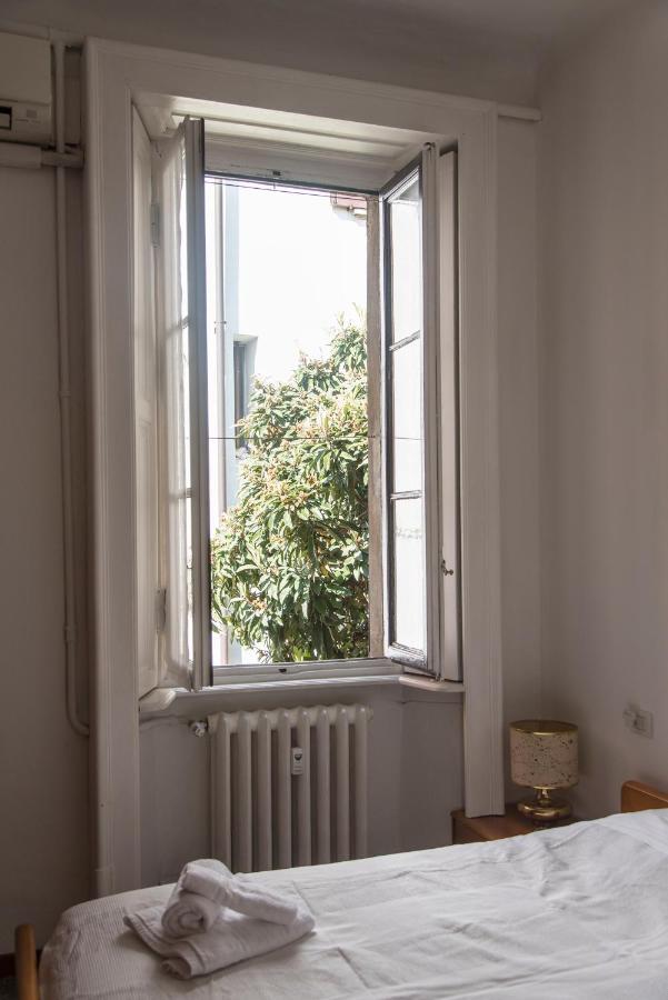 Peaceful Court Apartment In Shopping District Milánó Kültér fotó