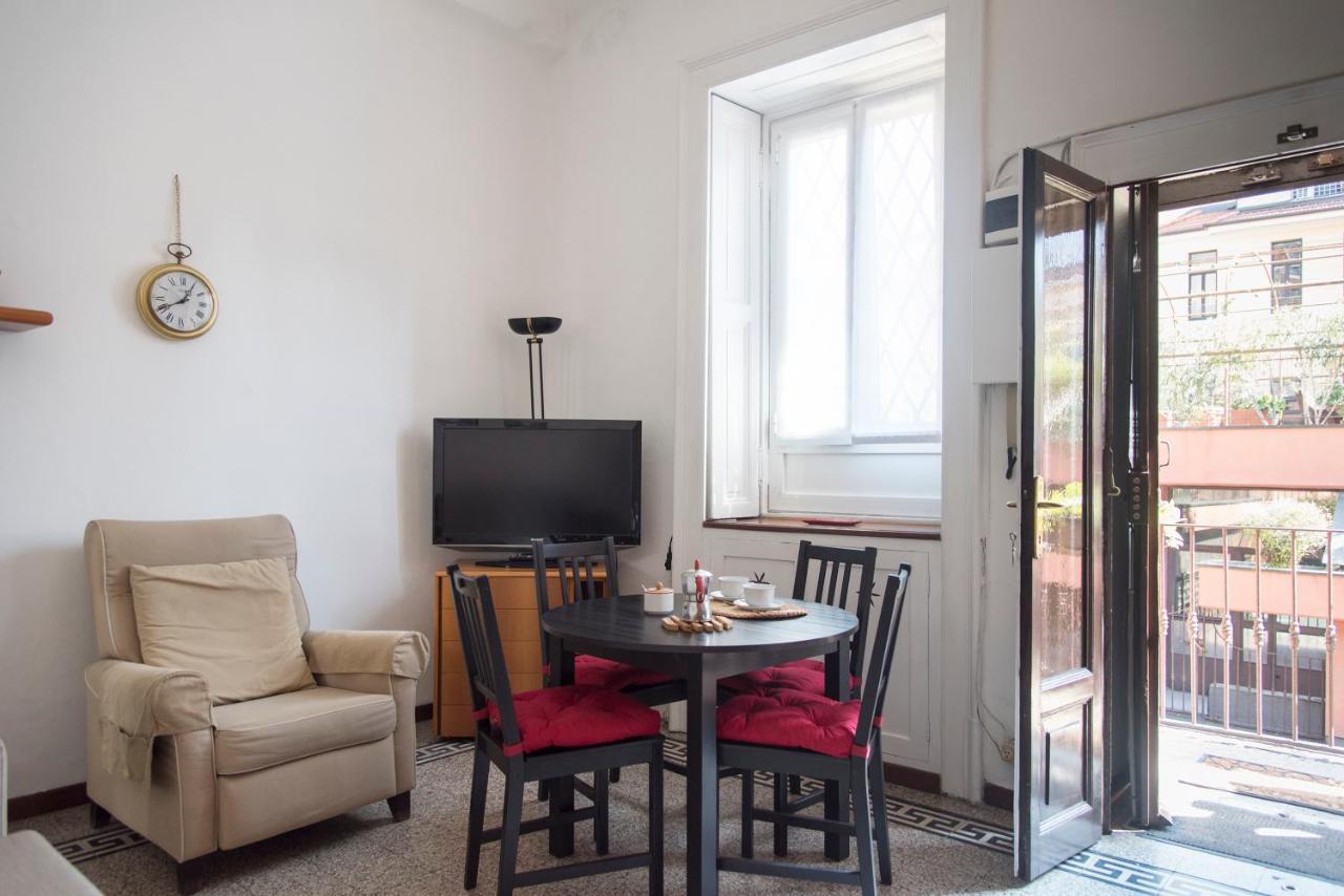 Peaceful Court Apartment In Shopping District Milánó Kültér fotó